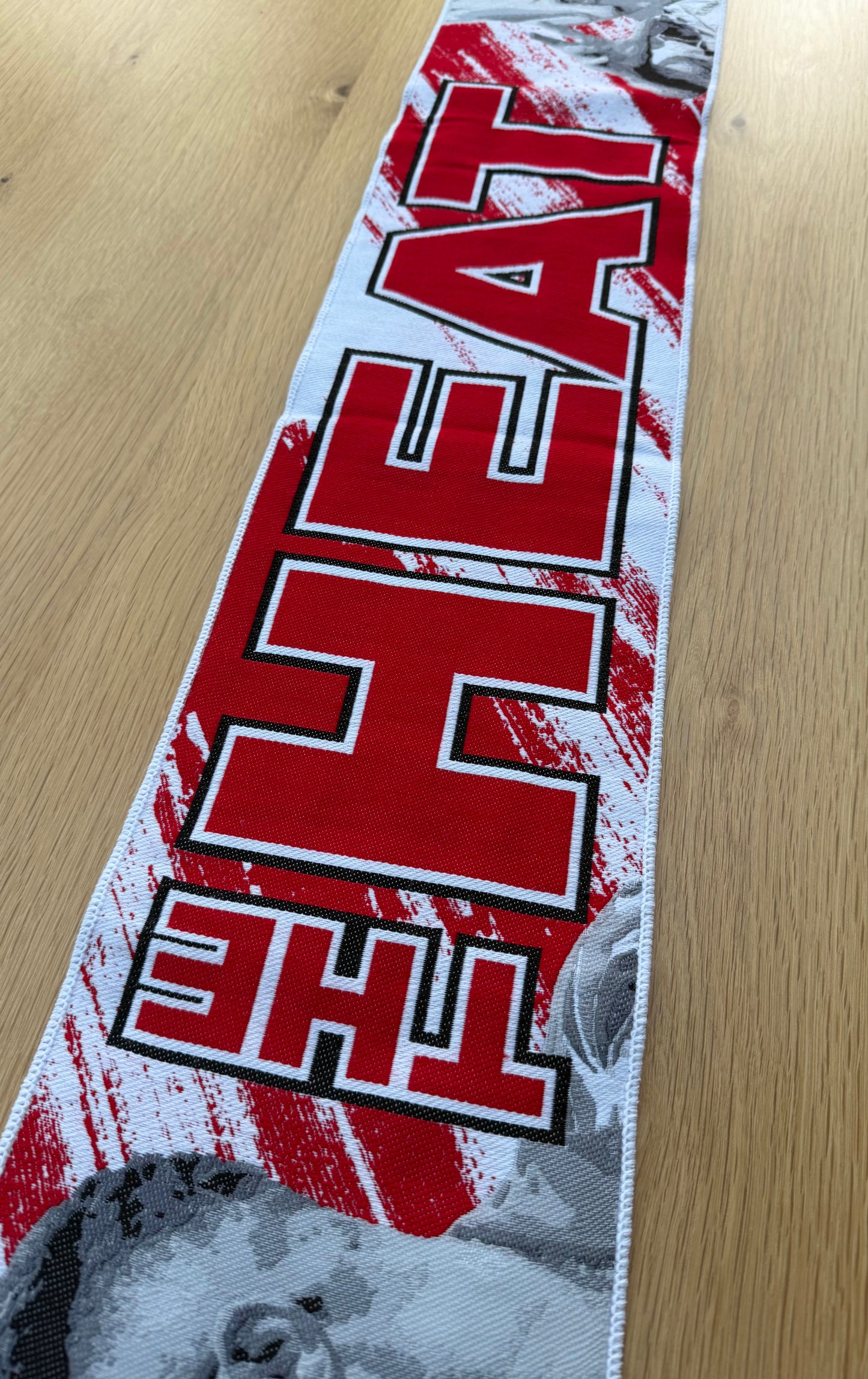 Damon “The Heat” Heta supporters scarf